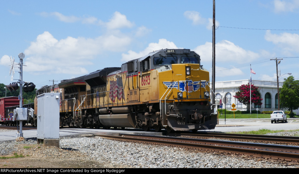 UP 8693